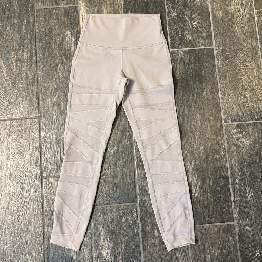 Lululemon Stylish High-Waisted Leggings
